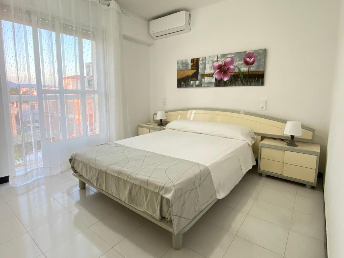Duplex 3 Dormitorios Calabardina Exterior foto